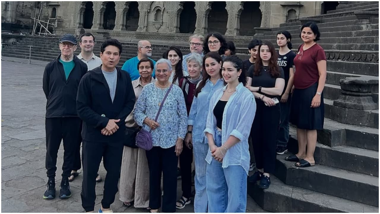 ഫാമിലി ട്രിപ്പ്