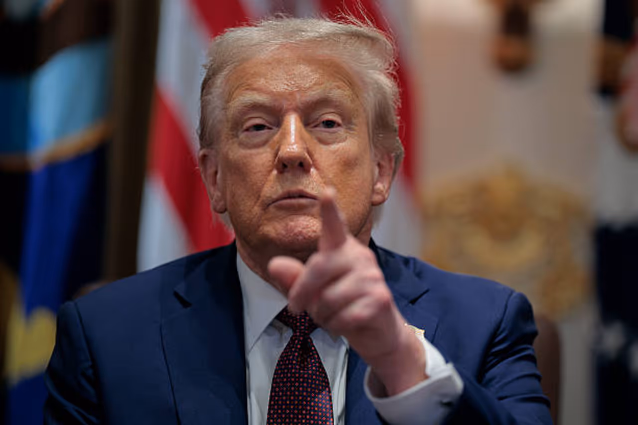 শুল্ক নিয়ে সুর বদল ট্রাম্পের শুল্ক নিয়ে সুর বদল ট্রাম্পের