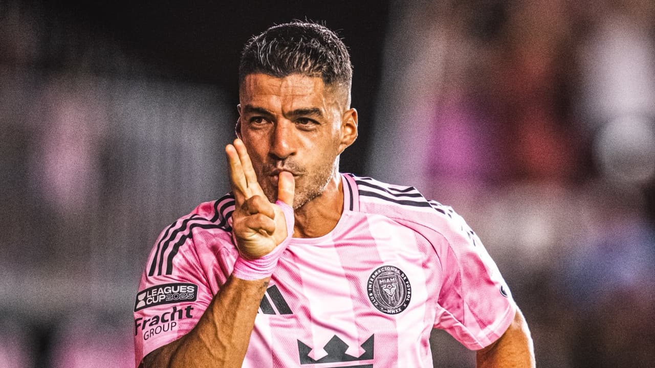 লিগস কাপ ফাইনালে বিপক্ষ দলের সাপোর্ট স্টাফকে থুতু দিয়ে নির্বাসিত হলেন লুই সুয়ারেজ লিগস কাপ ফাইনালে বিপক্ষ দলের সাপোর্ট স্টাফকে থুতু দিয়ে নির্বাসিত হলেন লুই সুয়ারেজ