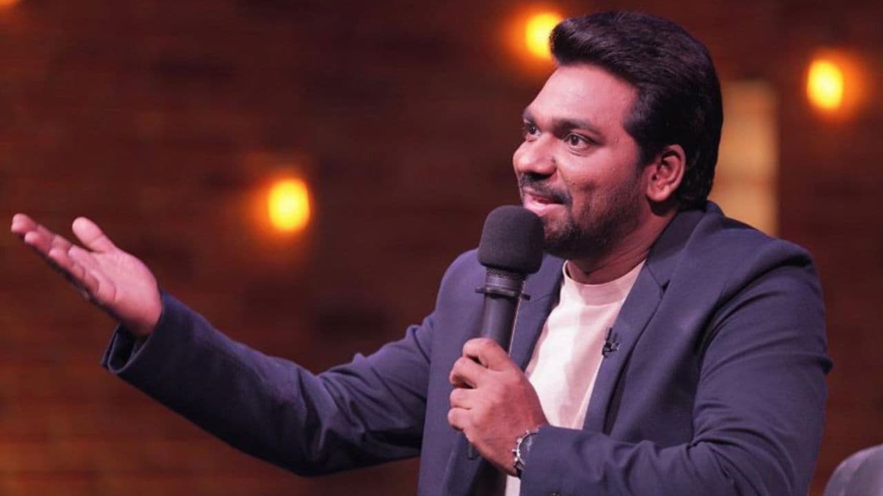 Zakir Khan’s Joke Sparks Bollywood Buzz Zakir Khan’s Joke Sparks Bollywood Buzz