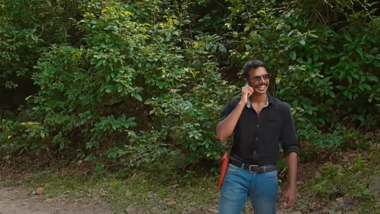 Ethirneechal Thodargiradhu Today Episode