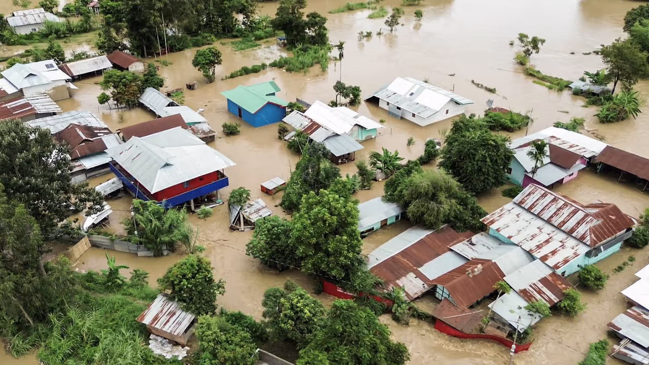 मणिपुर में बाढ़ ने मचाया तांडव