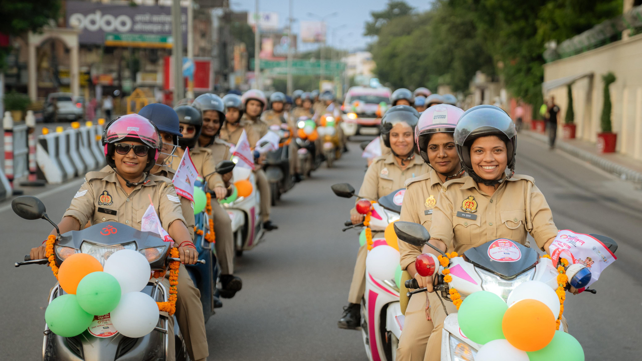 मिशन शक्ति 5: यूपी में महिला सुरक्षा के लिए बाइक रैली का शोर