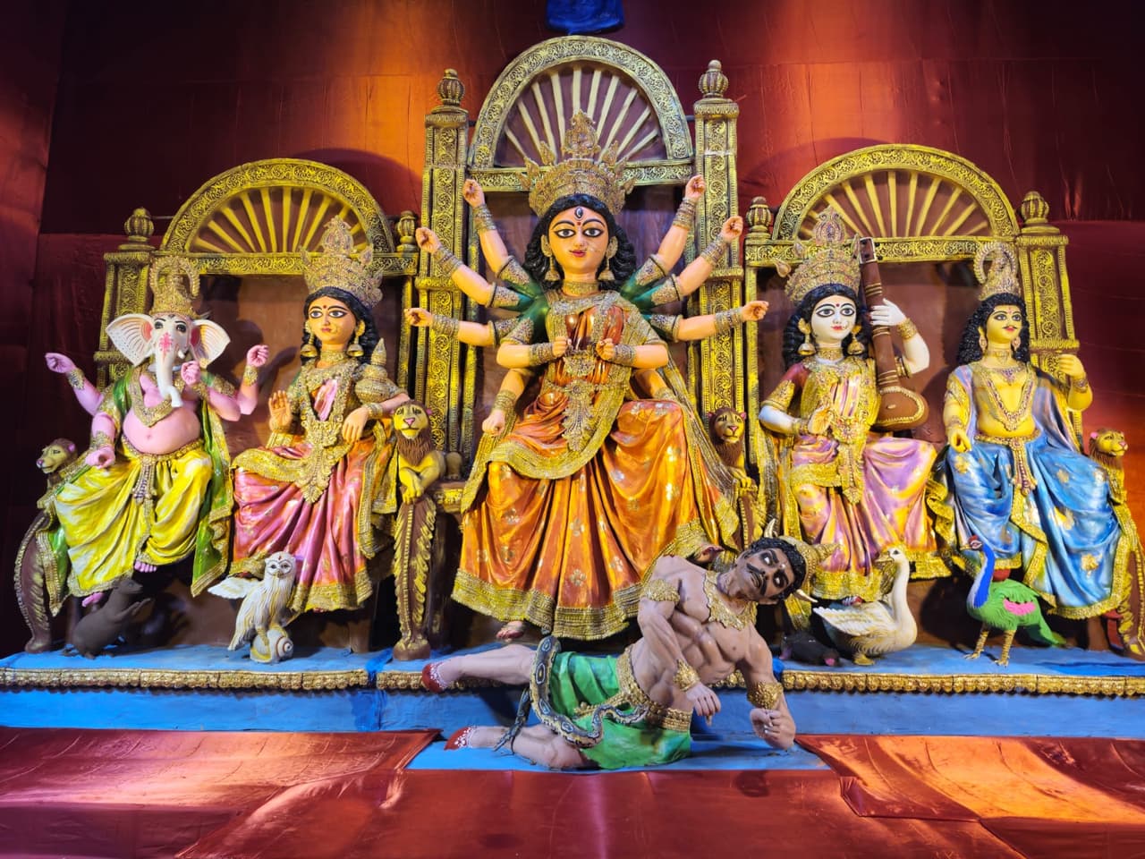 দুর্গা পুজোয় শহরে অমিত শাহ 