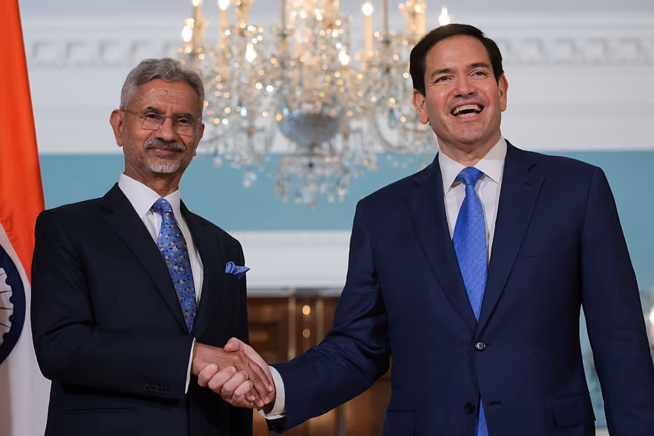 মার্কো জয়শঙ্কর সাক্ষাৎ মার্কো জয়শঙ্কর সাক্ষাৎ