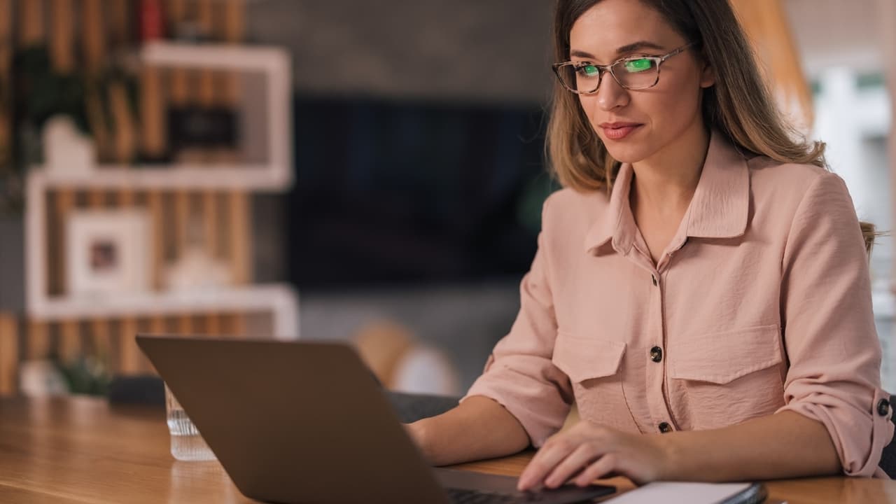 AI எழுச்சியால் வேலை இழப்பு