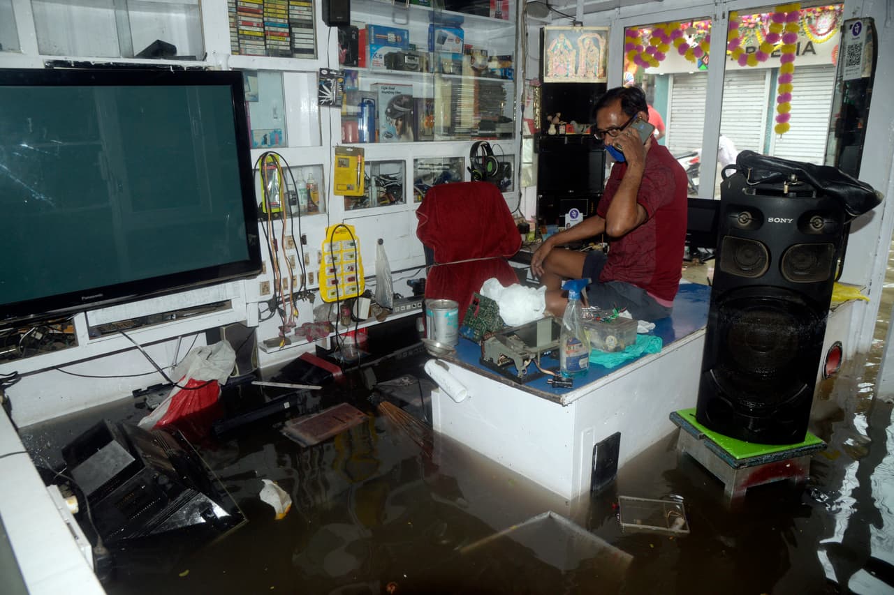 ভারী বৃষ্টি