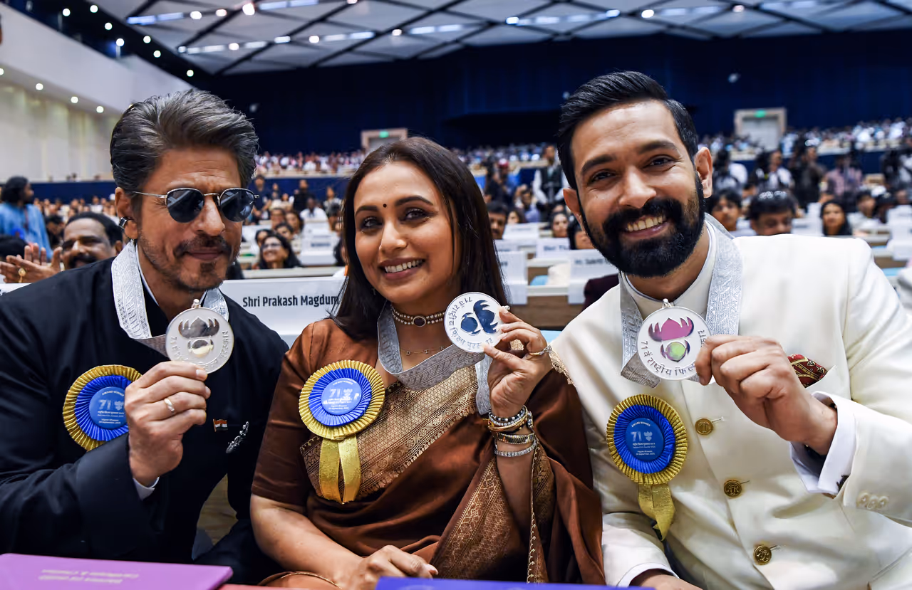 ஷாருக்கானுக்கு சிறந்த நடிகருக்கான விருது : 71ஆவது தேசிய விருது