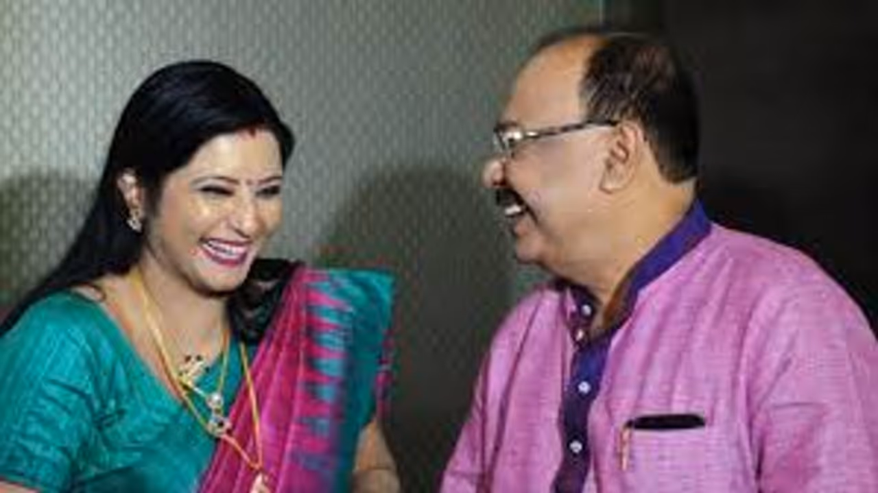 আনুষ্ঠানিক প্রত্যাবর্তন