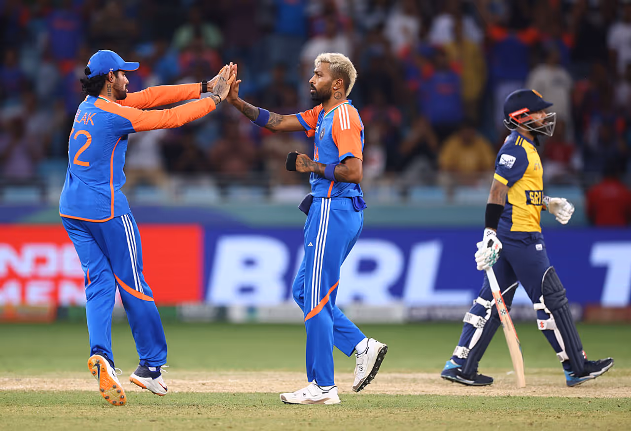 ಶ್ರೀಲಂಕಾ ಸೋಲಿಸಿದ ಟೀಂ ಇಂಡಿಯಾ