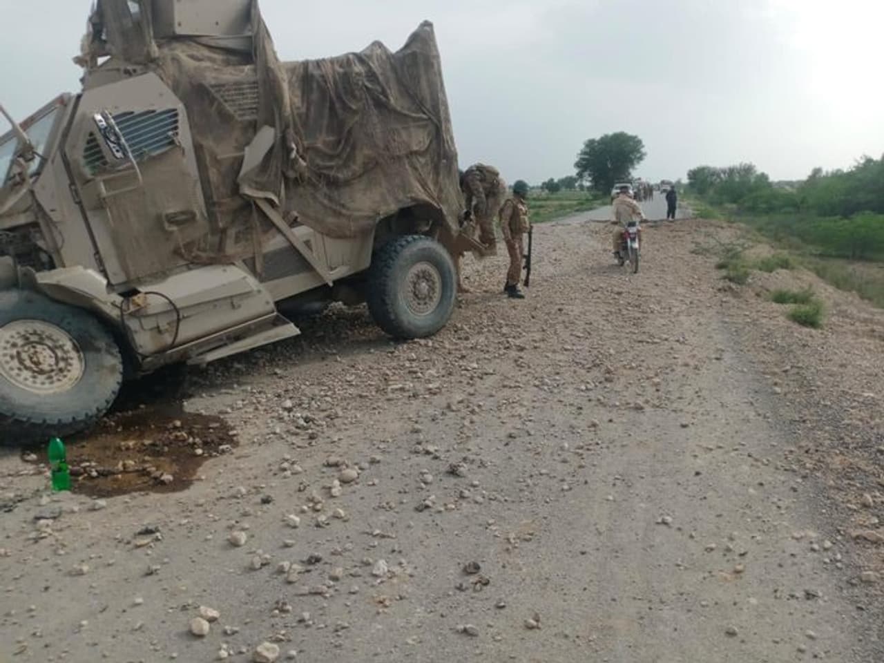 উত্তপ্ত পাখতুনখোয়া প্রদেশ উত্তপ্ত পাখতুনখোয়া প্রদেশ