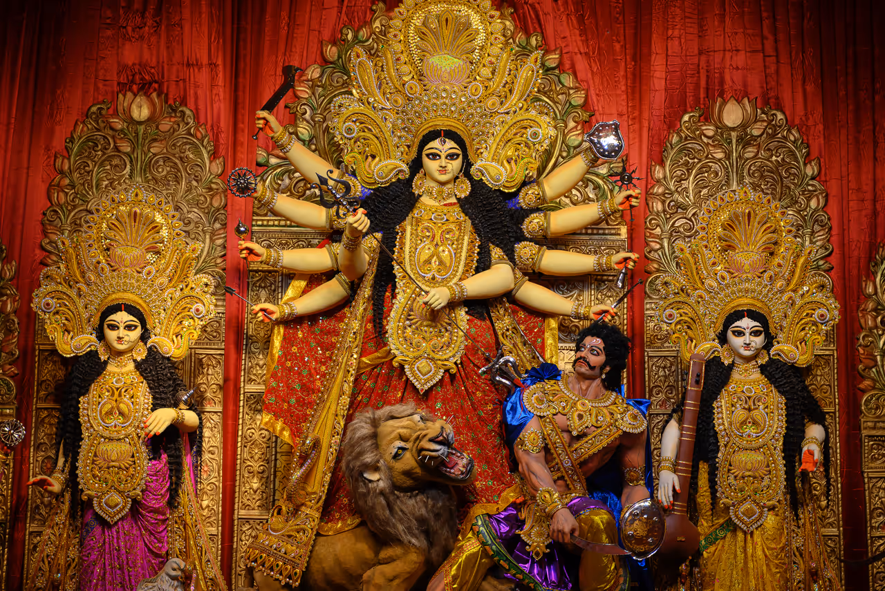 Maha Navami 2025 Date and Puja Timings