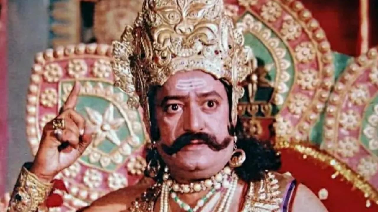 रावण के रोल में खूब जचे टीवी स्टार्स रावण के रोल में खूब जचे टीवी स्टार्स