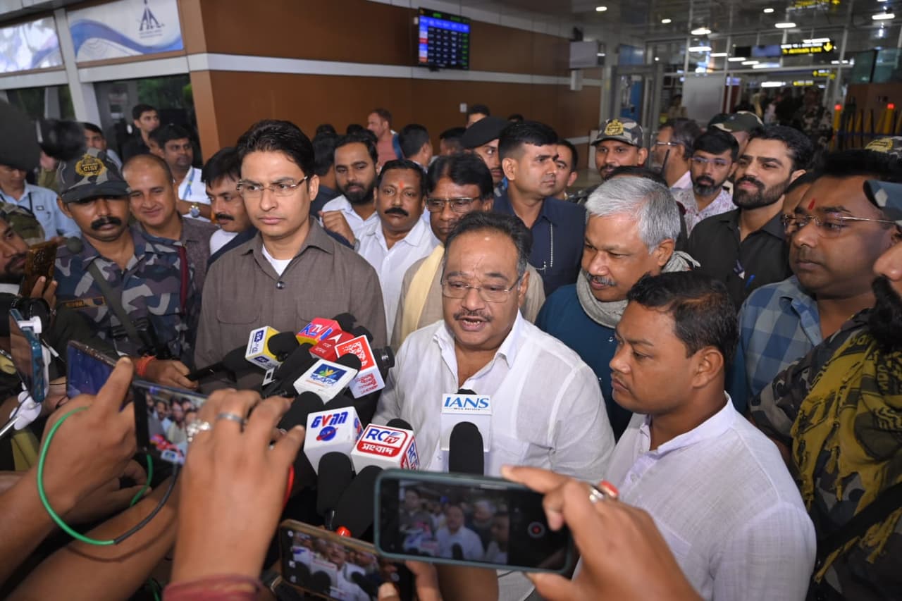 মমতাকে নিশানা শমীকের