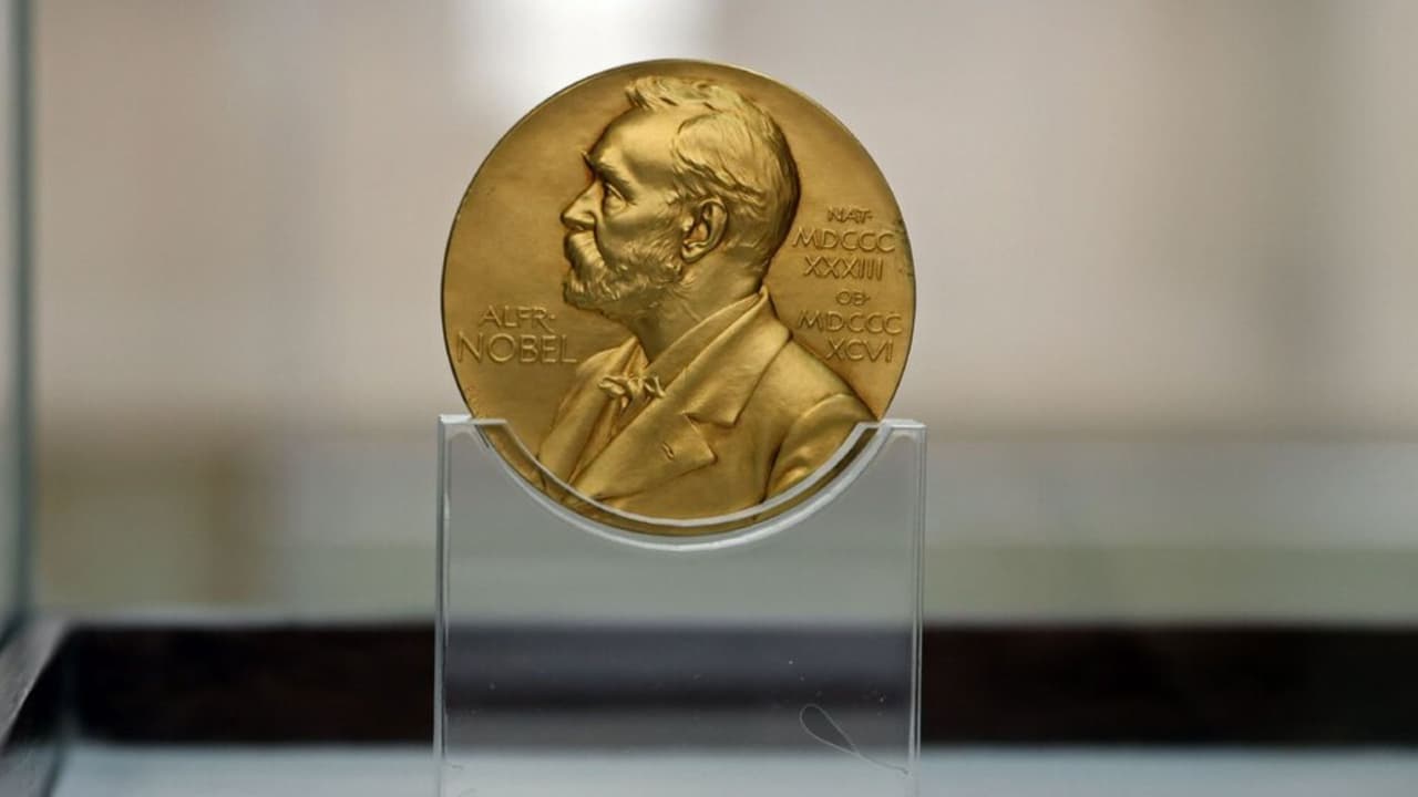 వైద్యశాస్త్రంలో సైంటిస్టులకు నోబెల్ బహుమతి వైద్యశాస్త్రంలో సైంటిస్టులకు నోబెల్ బహుమతి
