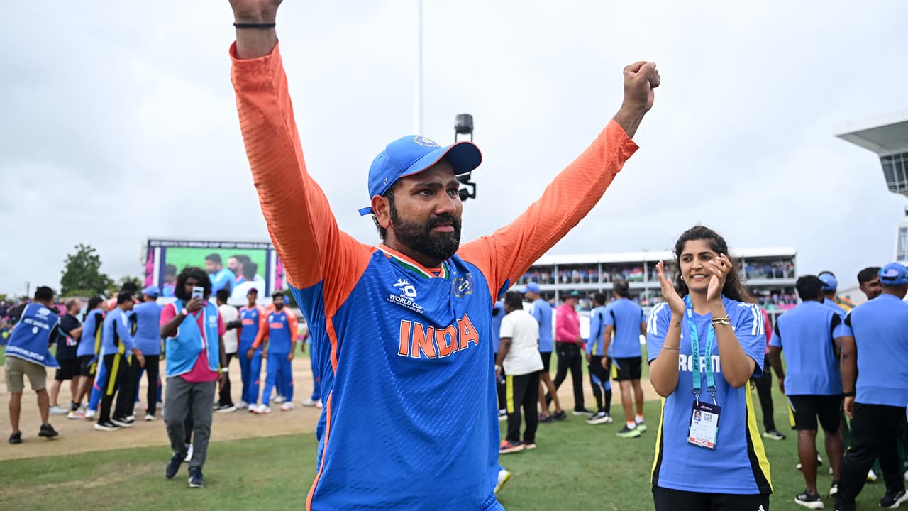 ಗಂಭೀರ್ ಹೆಸರು ಹೇಳದೇ ದ್ರಾವಿಡ್ ನೆನಪಿಸಿಕೊಂಡ ರೋಹಿತ್ ಗಂಭೀರ್ ಹೆಸರು ಹೇಳದೇ ದ್ರಾವಿಡ್ ನೆನಪಿಸಿಕೊಂಡ ರೋಹಿತ್