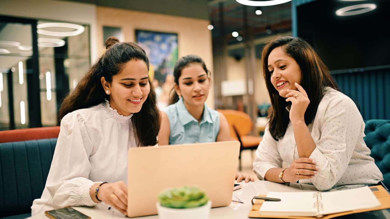 వీబాక్స్ నివేదిక 2025