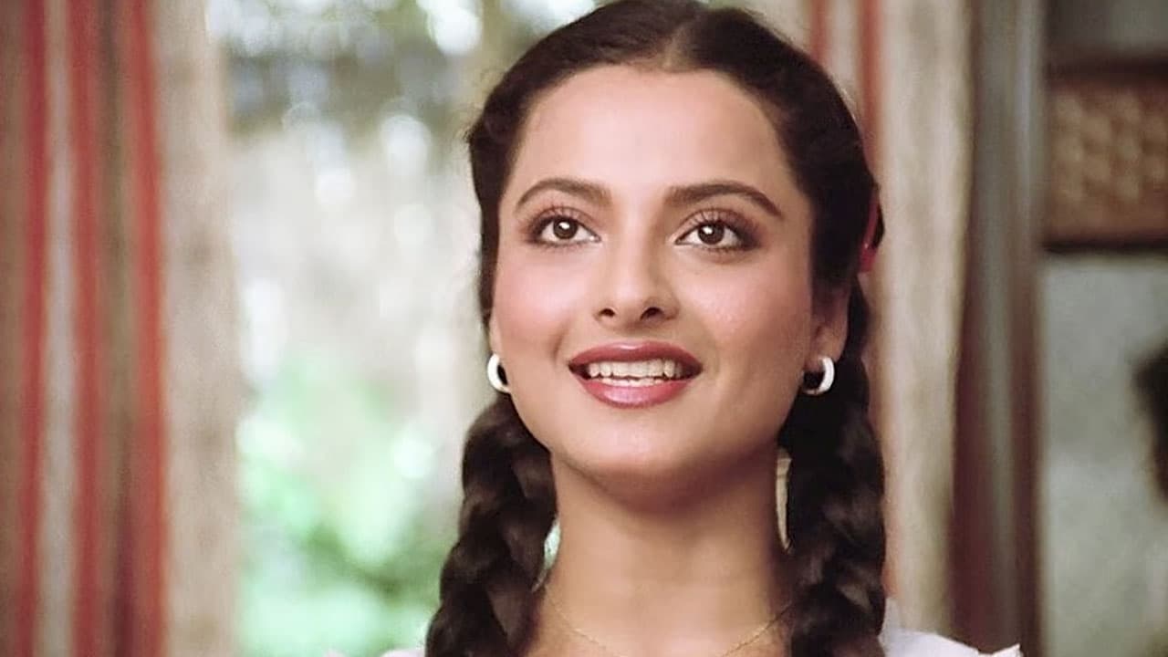 जब रेखा ने मुंबई में खरीदा पहला घर