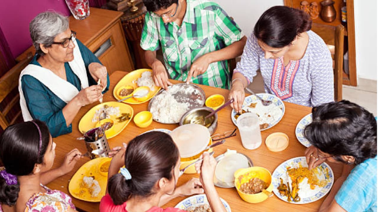 రోజుకు ఎన్నిసార్లు తినాలి?