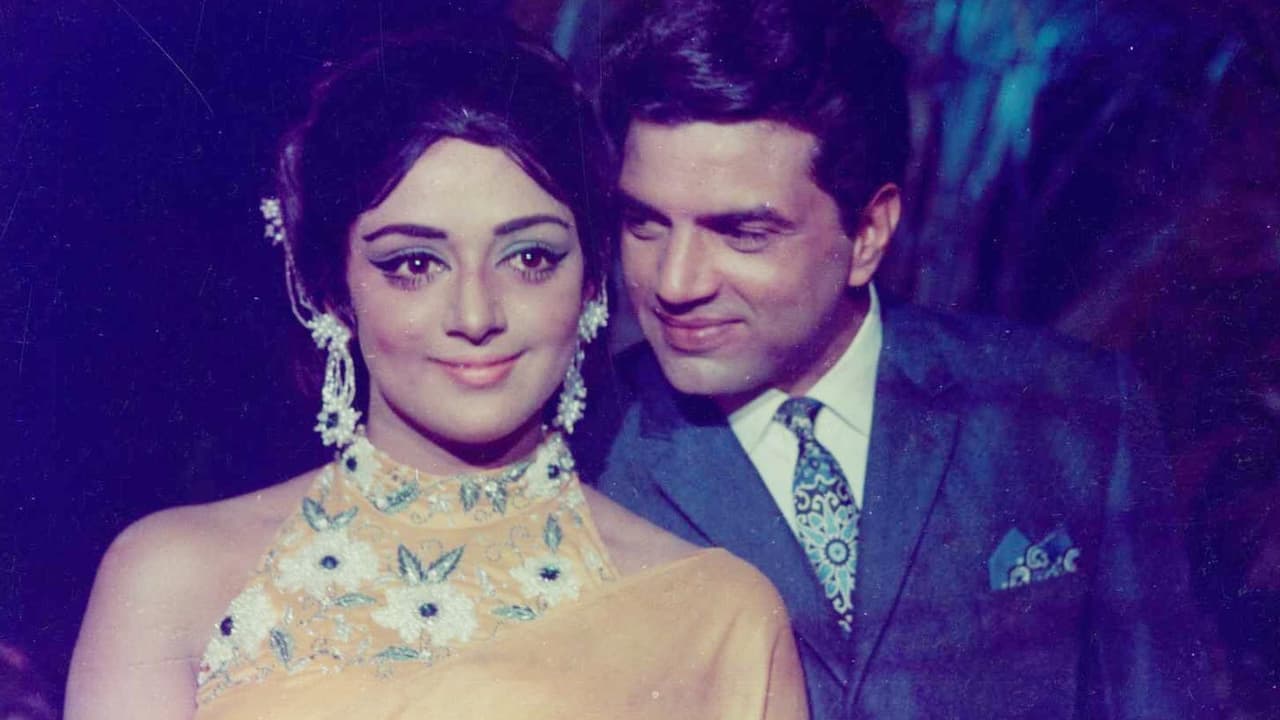 Hema Malini's first film with Dharmendra