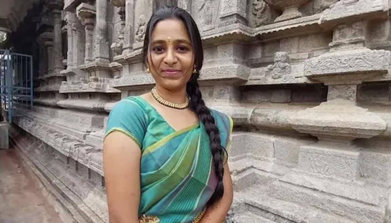 தனியார் கல்லூரி மாணவி