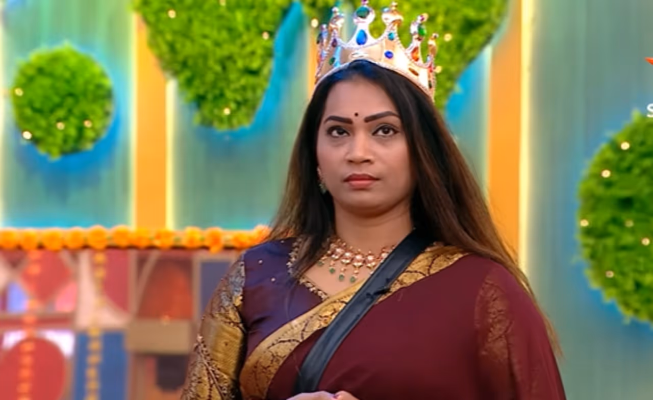 మాధురిపై రమ్య హాట్‌ కామెంట్‌ 