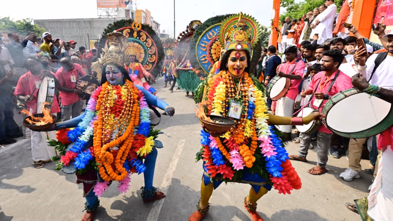 अयोध्या में त्रेता युग की झलक, पहली बार देखिए रामनगरी की ये अद्भुत तस्वीरें अयोध्या में त्रेता युग की झलक, पहली बार देखिए रामनगरी की ये अद्भुत तस्वीरें