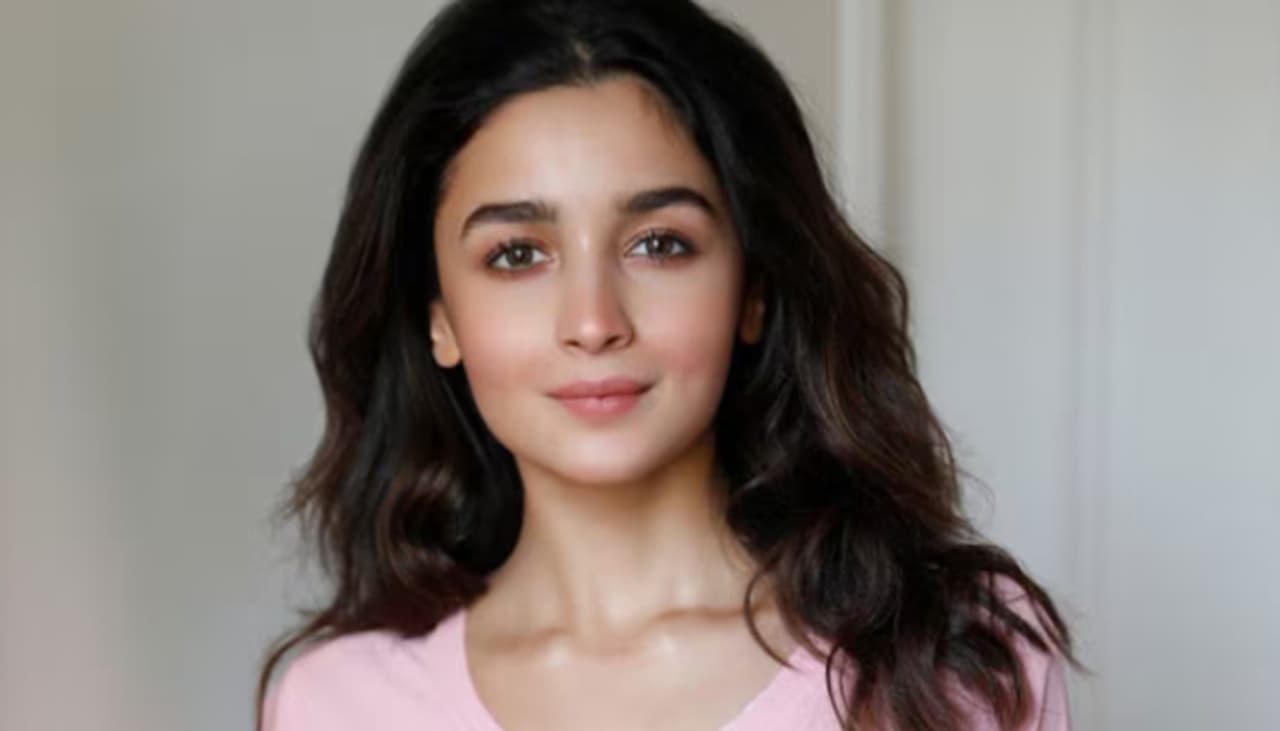 Alia Bhatt’s New Makeup Video Goes Viral