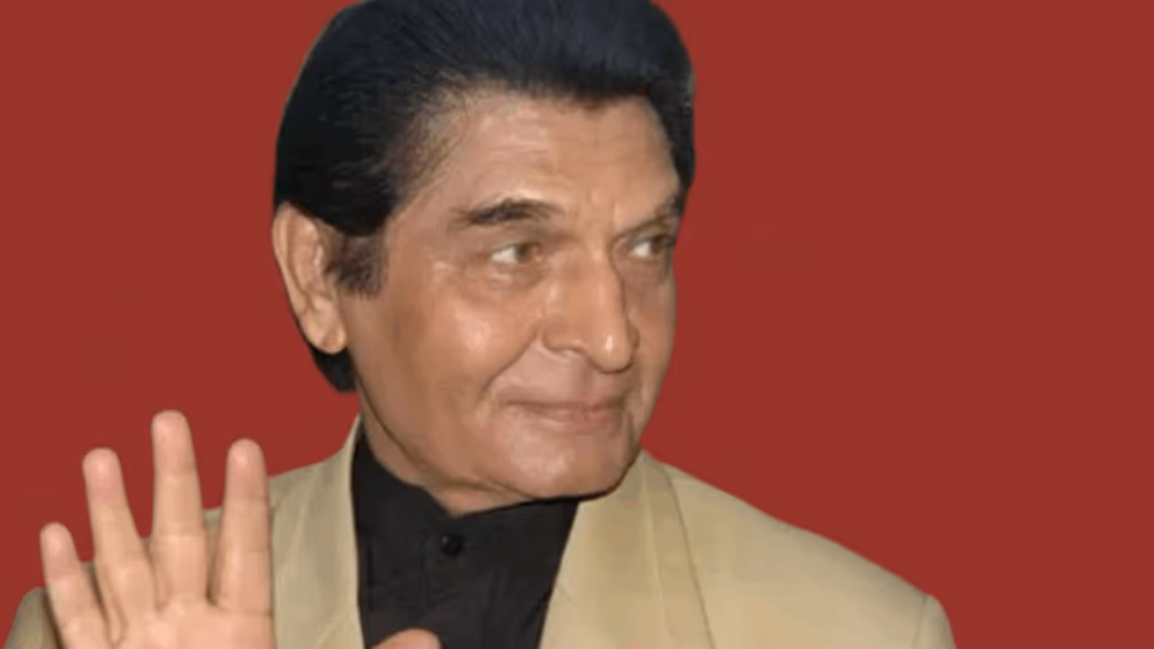 Asarani: इंदिरा गांधींमुळे 'या' अभिनेत्याला सिनेमात मिळालं काम, त्याच्या मृत्यूनंतर पुण्यातील कॉलेज राहणार बंद? Asarani: इंदिरा गांधींमुळे 'या' अभिनेत्याला सिनेमात मिळालं काम, त्याच्या मृत्यूनंतर पुण्यातील कॉलेज राहणार बंद?