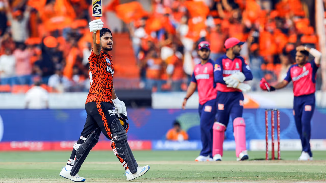 IPL 2026 ప్రారంభానికి ముందే SRHలో సెగలు IPL 2026 ప్రారంభానికి ముందే SRHలో సెగలు