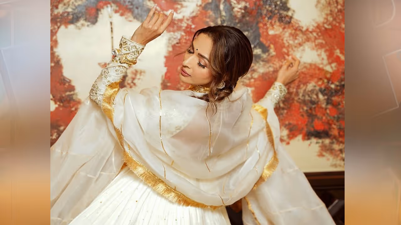 MALAIKA ARORA ON WHY WOMEN SHOULD NOT MARRY TOO EARLY MALAIKA ARORA ON WHY WOMEN SHOULD NOT MARRY TOO EARLY