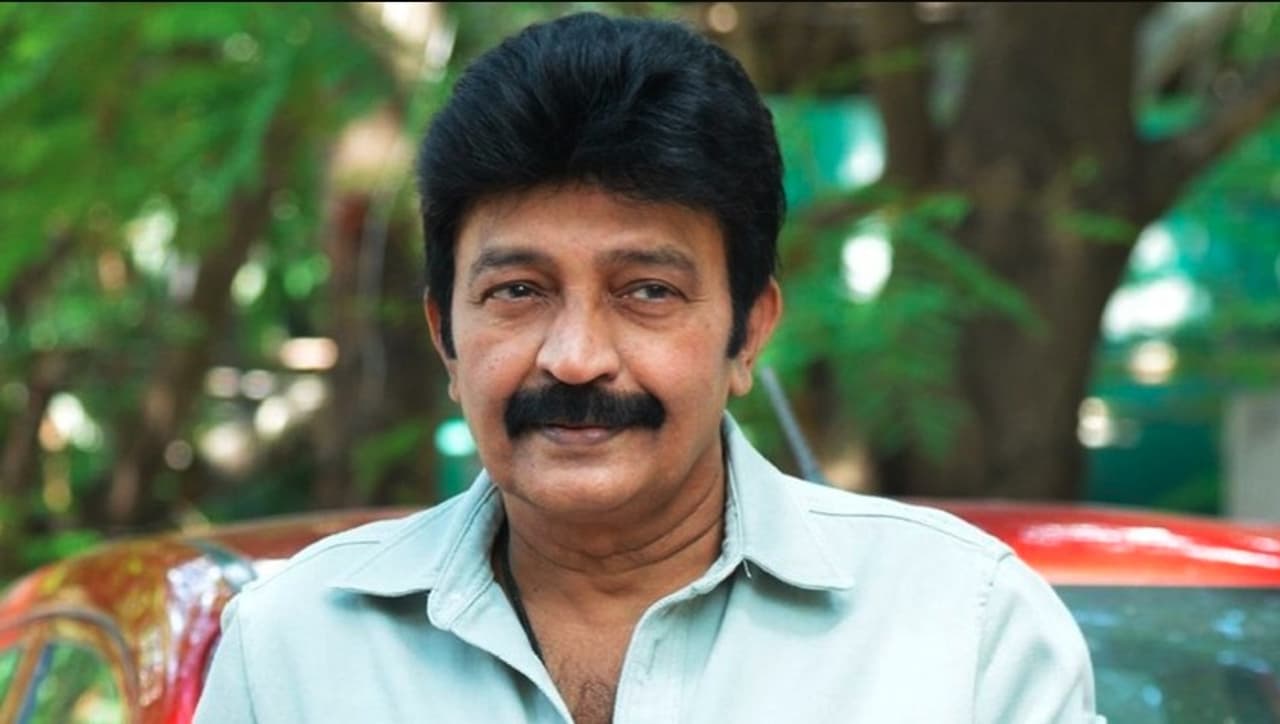 మూడు సినిమాలతో సెకండ్‌ ఇన్నింగ్స్ స్టార్ట్ చేయబోతున్న రాజశేఖర్‌