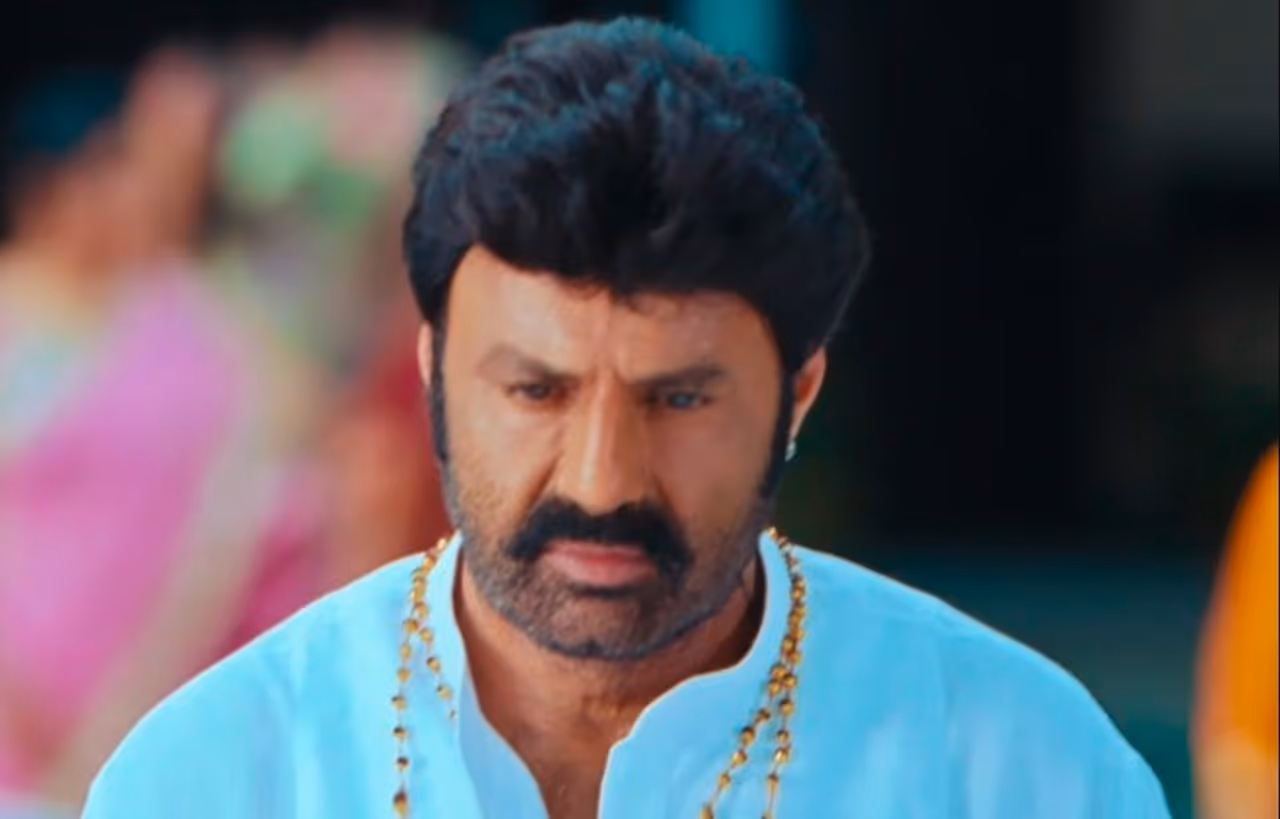 పరాజయాల్లో ఉన్న దర్శకుడికి అవకాశం ఇచ్చిన బాలకృష్ణ 