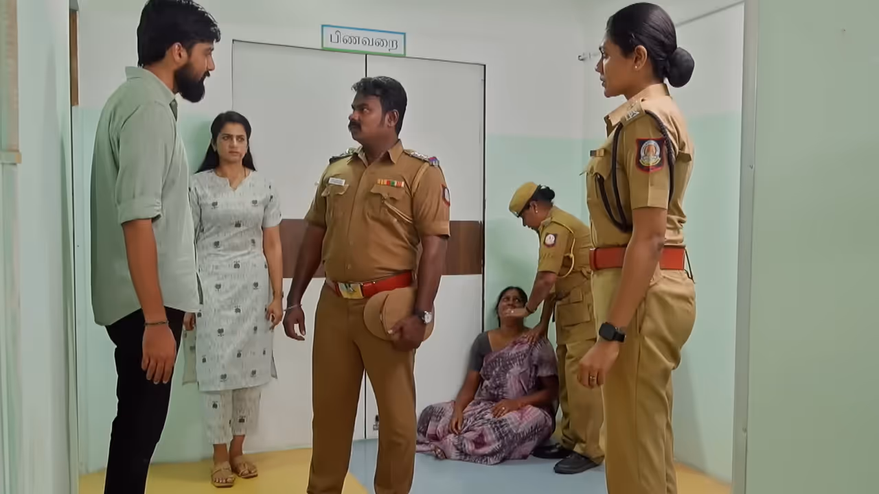 Ethirneechal Thodargiradhu Serial Today Episode