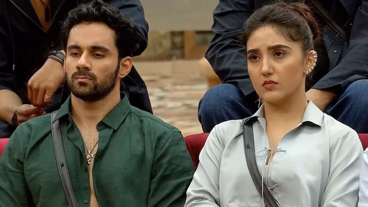 Abhishek Bajaj’s Old Concert Video With Ashnoor Resurfaces