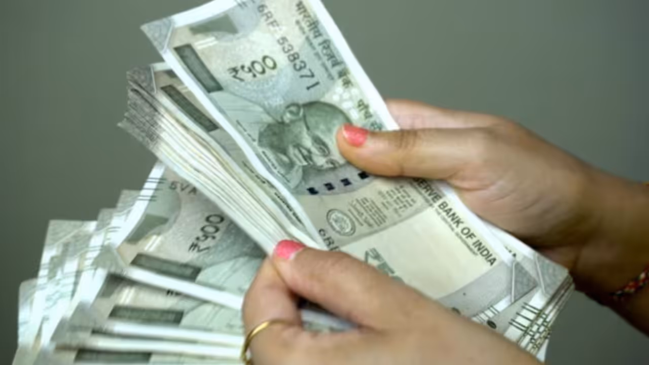 పొదుపుతో పెద్ద మొత్తాలు సాధ్యం