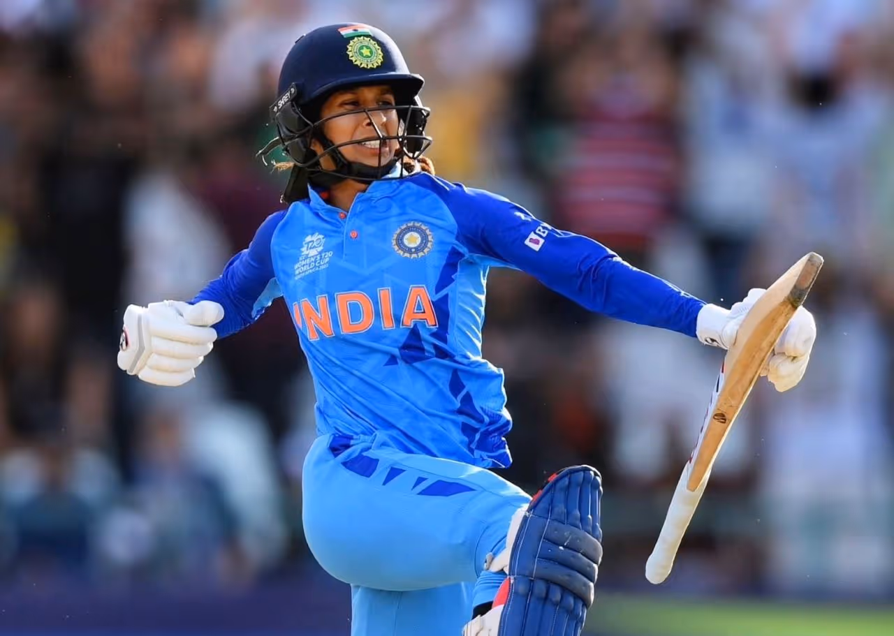 సెంచరీతో అదరగొట్టిన జెమిమా