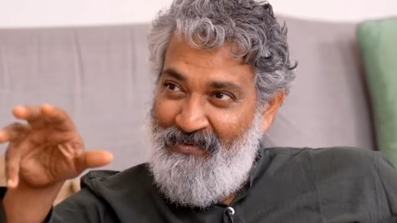 టాలీవుడ్ దిశను మార్చేసిన రాజమౌళి.. టాలీవుడ్ దిశను మార్చేసిన రాజమౌళి..