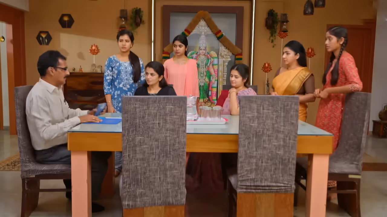 Ethirneechal Thodargiradhu Serial Today Episode