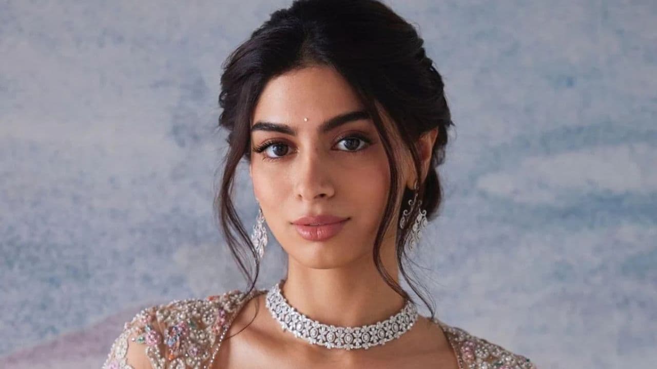 Khushi Kapoor Khushi Kapoor