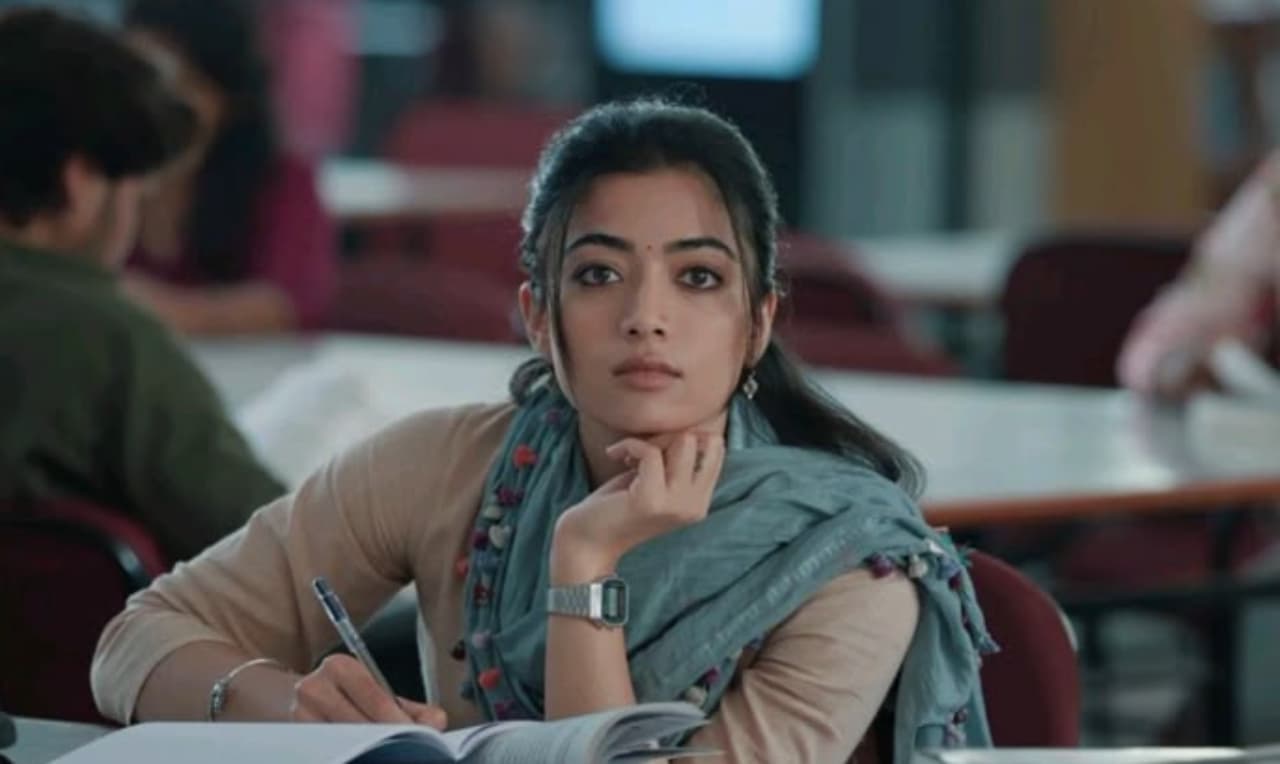 ది గర్ల్‌ఫ్రెండ్’