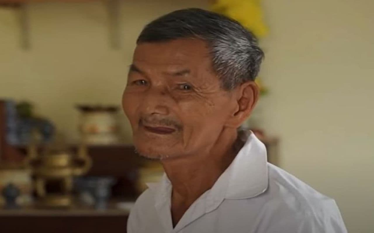 నిద్రపోకుండా ఎలా జీవితస్తున్నాడబ్బా..! 