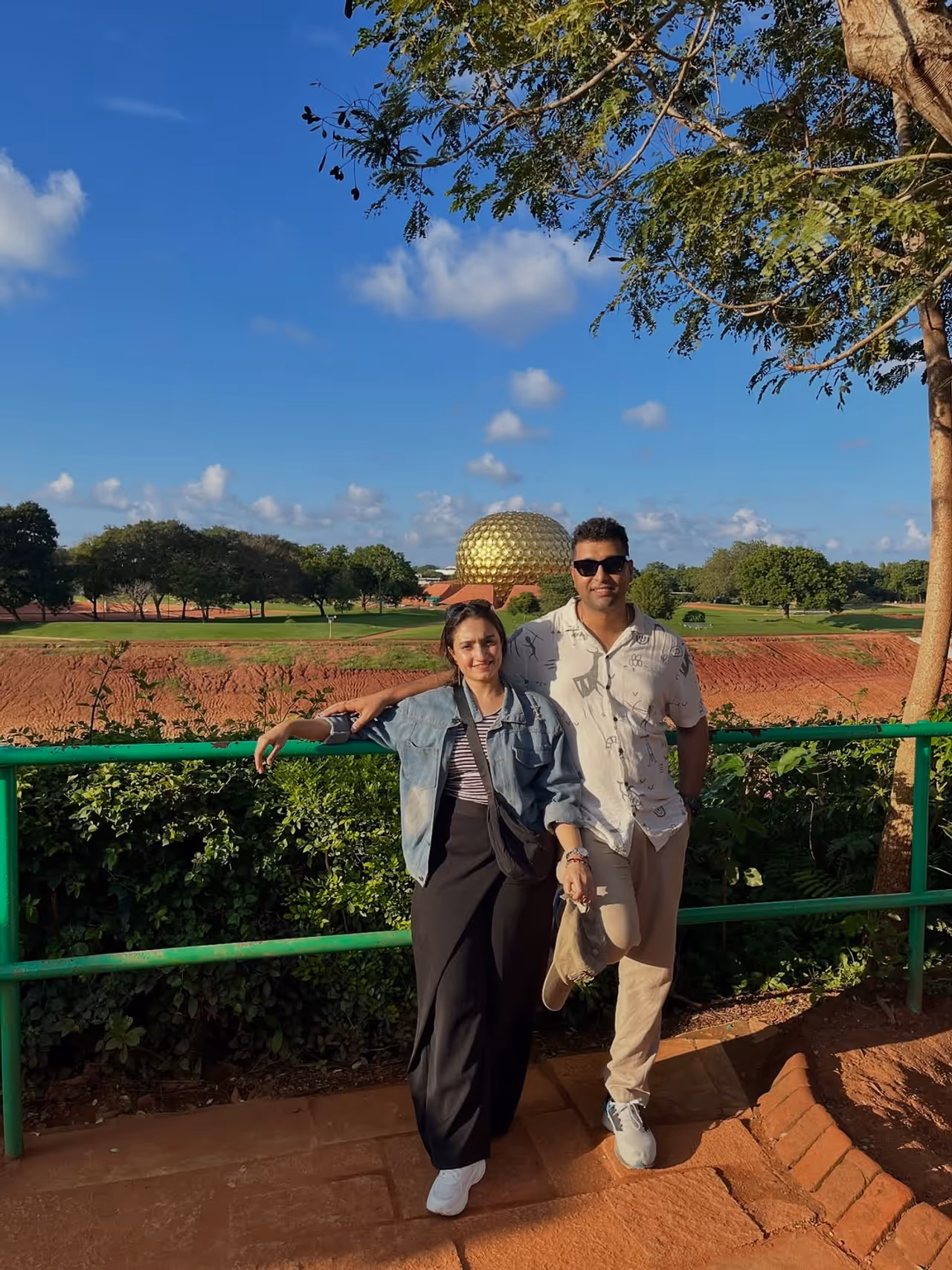 ಗಂಡನ ಜೊತೆ ವೈಷ್ಣವಿ ಗೌಡ ಜಾಲಿ ಮೂಡ್ ಗಂಡನ ಜೊತೆ ವೈಷ್ಣವಿ ಗೌಡ ಜಾಲಿ ಮೂಡ್