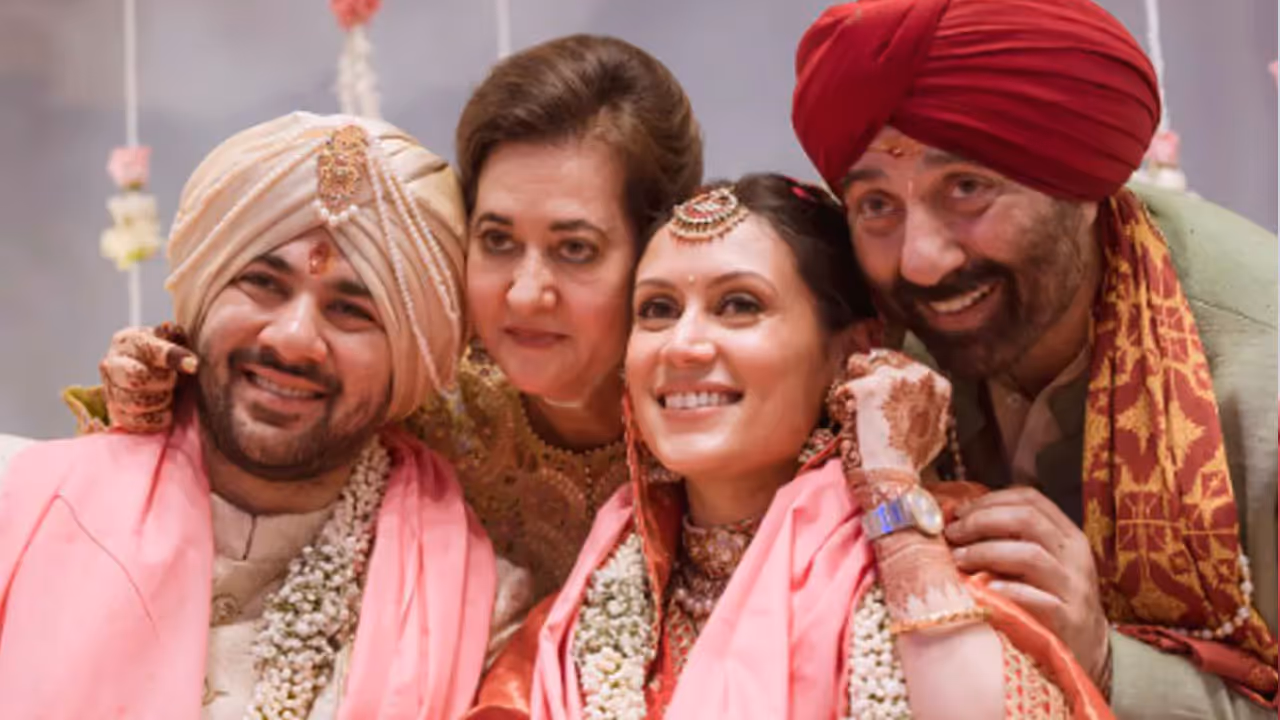 सनी देओल की पत्नी का असली नाम