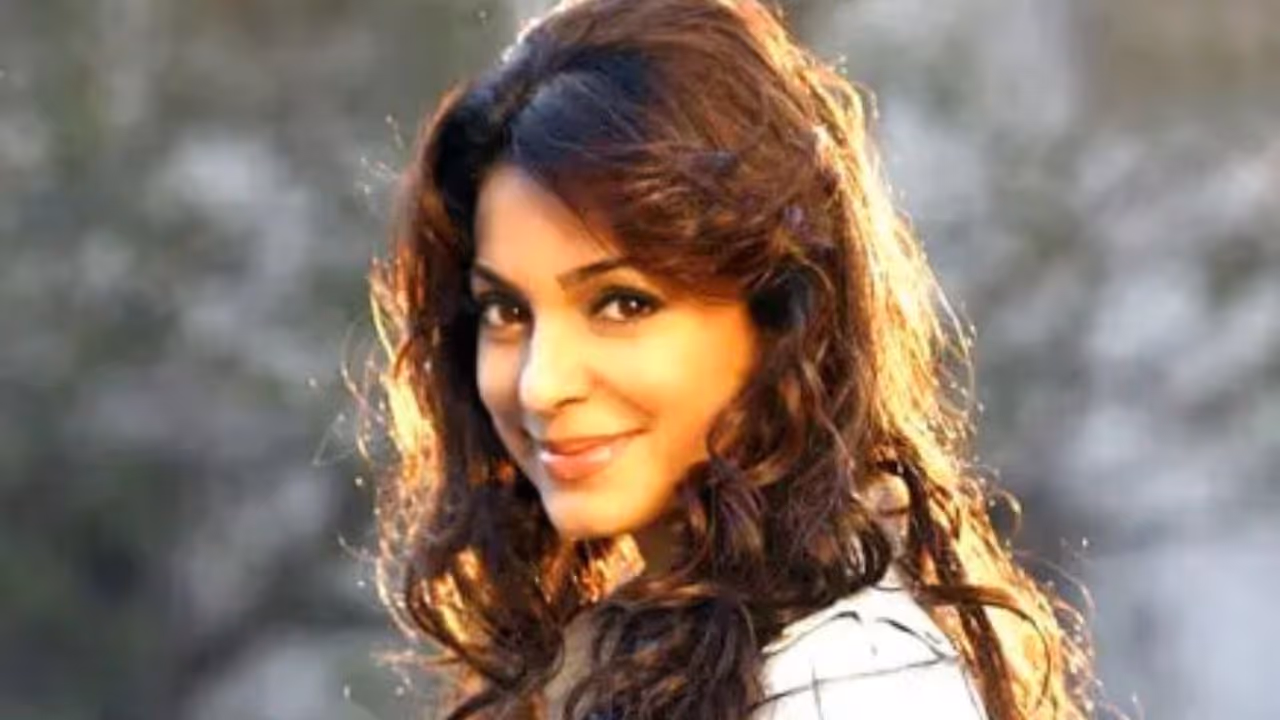 जूही चावला ने किस फिल्म से किया था डेब्यू जूही चावला ने किस फिल्म से किया था डेब्यू