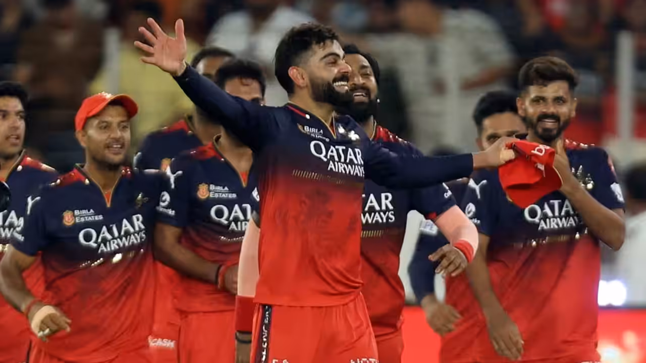 ఒకేసారి అమ్మకానికి రెండు ఐపీఎల్ ఫ్రాంచైజీలు