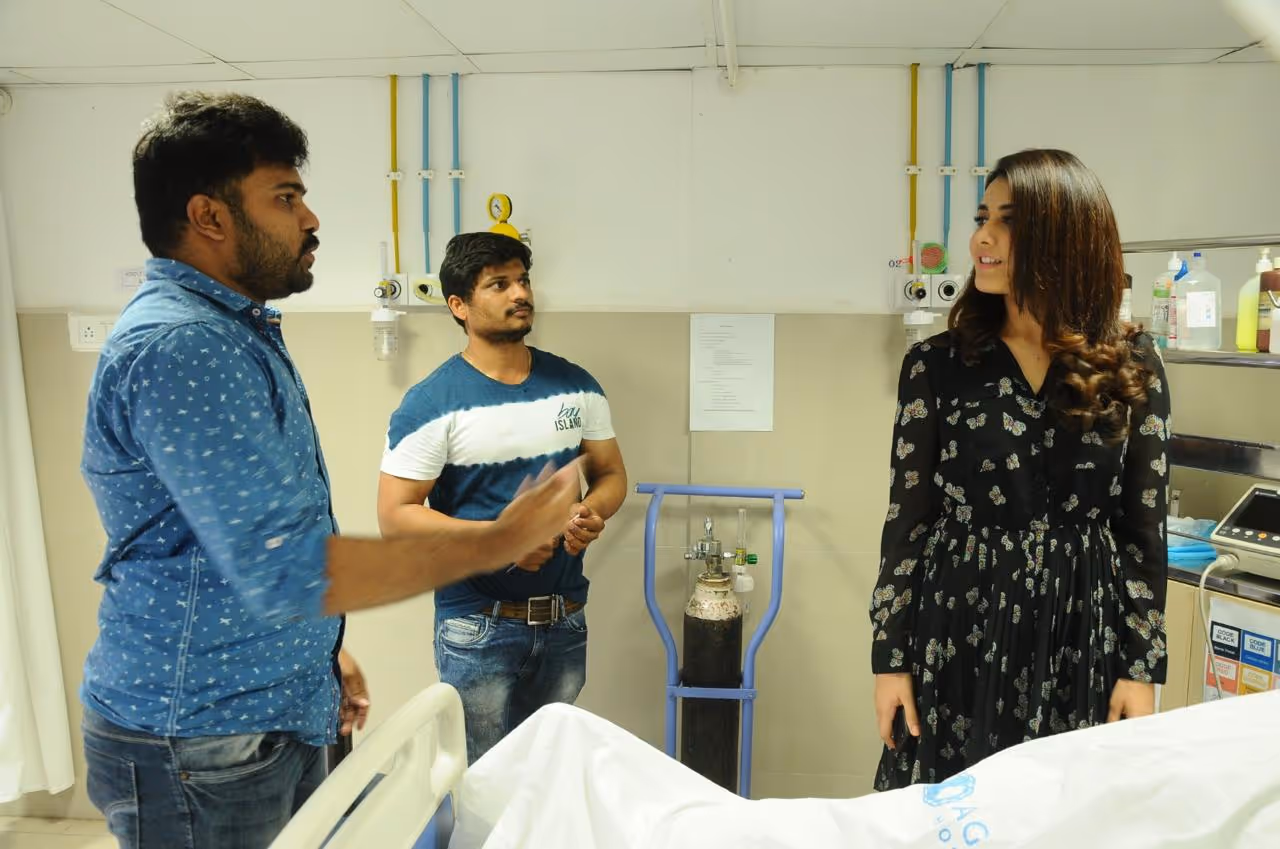 சித்தார், ராஷி கண்ணா சித்தார், ராஷி கண்ணா