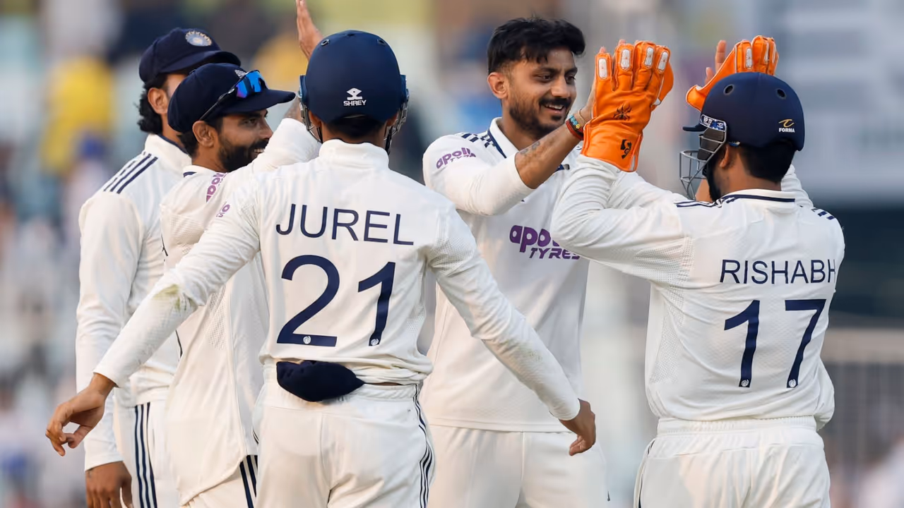 ஆதிக்கம் செலுத்தும் இந்திய அணி