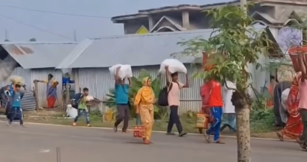 சாரை சாரையாக வெளியேறும் மக்கள்