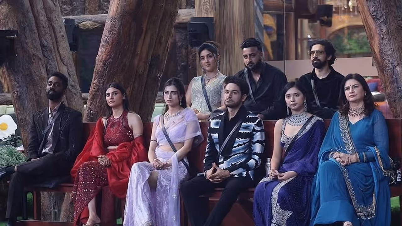 Bigg Boss 19: Who Are the Top 3 Popular Contestants? Bigg Boss 19: Who Are the Top 3 Popular Contestants?